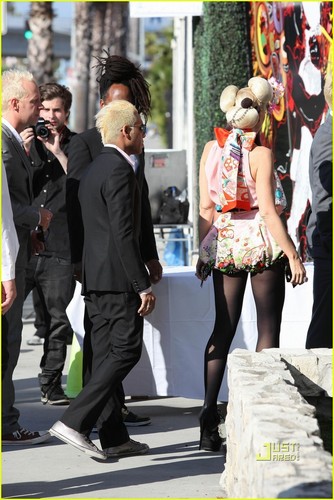  Gwen Stefani: Zuma Wears a funda, estilingue