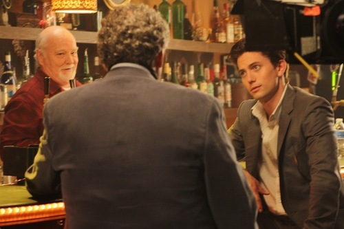  New behind-the-scene with Jackson Rathbone in Live at the Foxes ماند, خلوت خانہ
