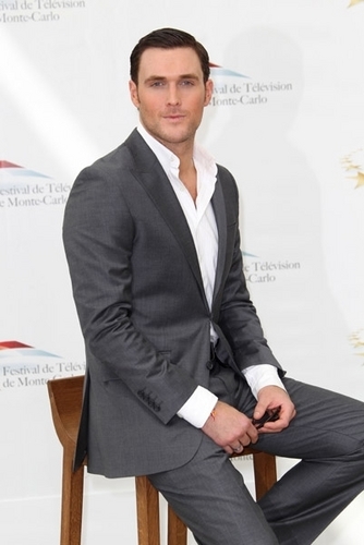  Owain Yeoman at the 51st Monte Carlo televisão Festival