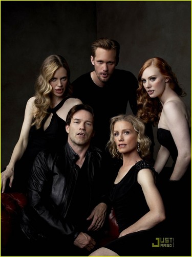 Alexander Skarsgard: 'True Blood' Cast Portraits!