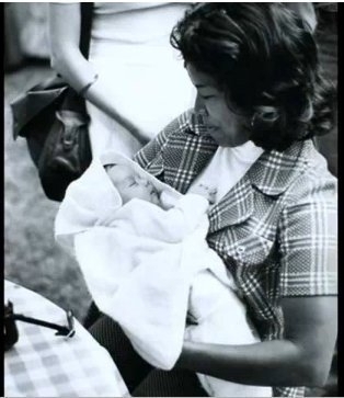  Baby Michael Jackson with Mother ( Katherine Jackson) ^_____^ <3