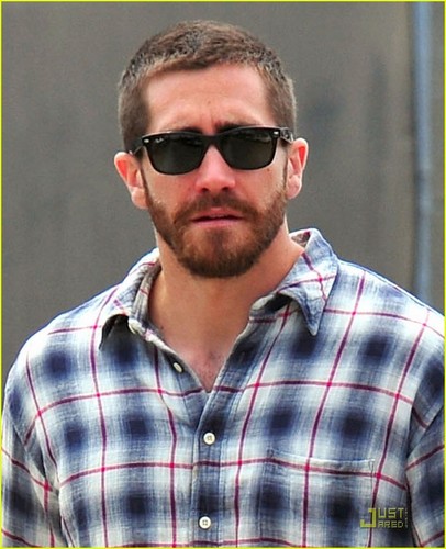  Jake Gyllenhaal Lunches with Peter Sarsgaard