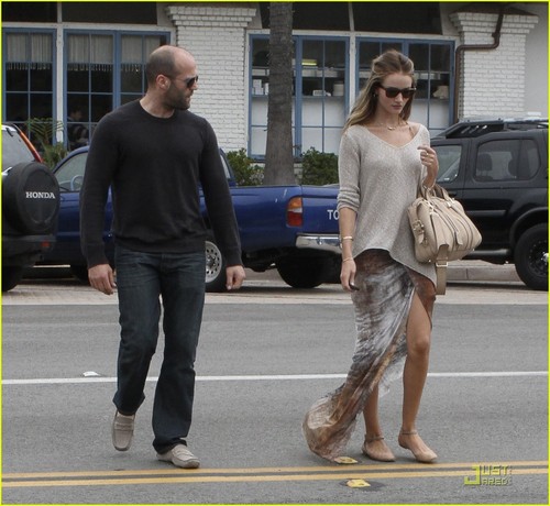  Jason Statham: Sandy সৈকত Stroll
