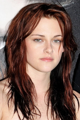  Kristen Stewart Is One Of The Most Rich People Under The 30!