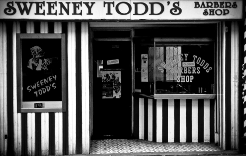  Sweeney Todd - Barbers kedai