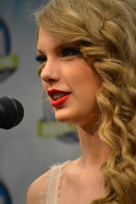  Taylor snel, swift 2011 CMA muziek Festival Press Conference