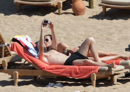  Andres Iniesta with Anna Ortiz vacation at Sardinia