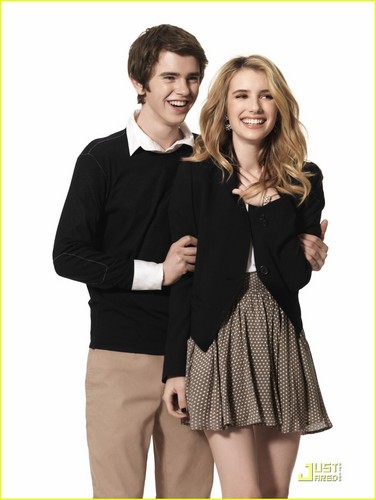  Emma Roberts & Freddie Highmore: 'Getting By' चित्र Shoot!