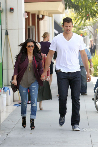  Kim Kardashian and fiance Kris Humphries in Los Angeles