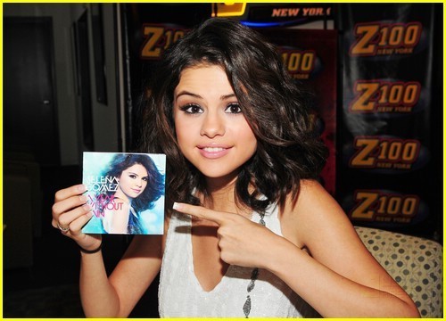  Selena Gomez(Bulgarian Fan)