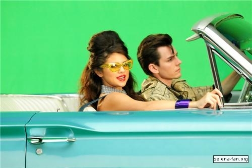  Selena - 'Love anda Like a cinta Song' musik Video Stills 2011