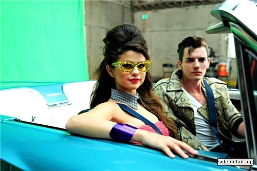  Selena - 'Love anda Like a cinta Song' musik Video Stills 2011