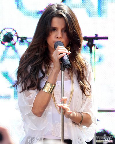  Selena - Monte Carlo Mall Tour: Santa Monica - June 13, 2011