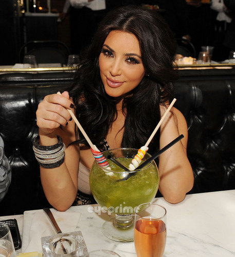  The Kardashian Family Dines at Sugar Factory in Las Vegas, June 17
