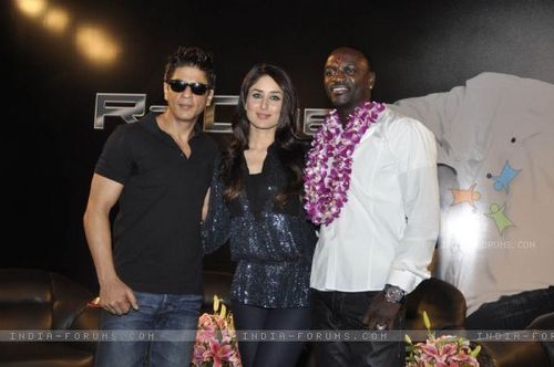  akon with indian actor named shahrukh khan