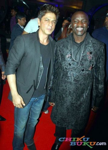  Akon with indian actor named shahrukh khan