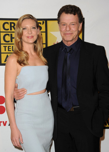Anna Torv & John Noble @ the Critics' Choice Television Awards 2011
