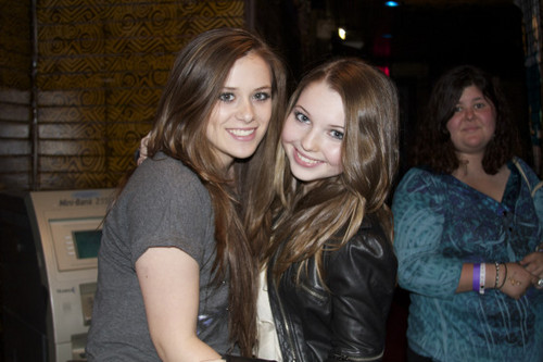  Caitlin Victoria Beadles<3 l’amour This Girl Till The jour I Die<3 ((Some Rare))