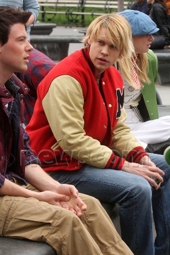  Cory Monteith On the Set of "New York"