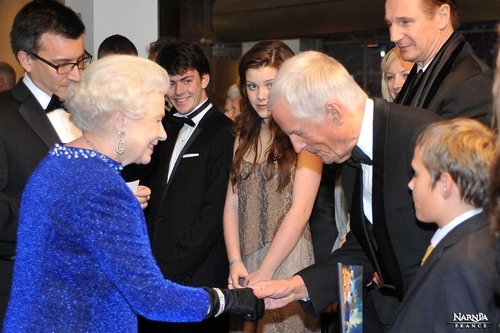  Georgie meet HRH The Queen