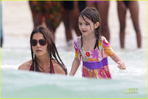  Katie Holmes & Suri Cruise: Miami de praia, praia Babes!