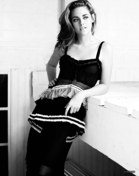  Kristen Stewart- Vogue 2011 Outtakes HQ