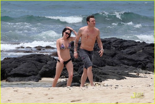 Megan Fox & Brian Austin Green: Kona Couple