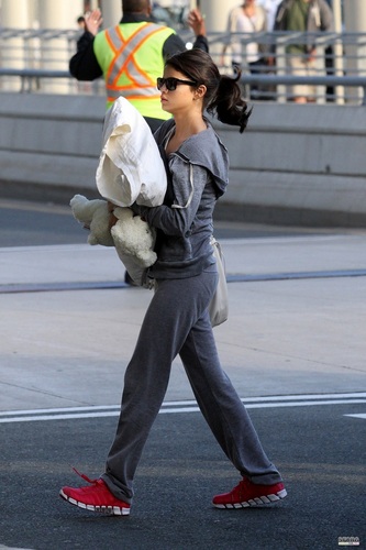  Selena - Departing from Toronto's airport - June 20, 2011