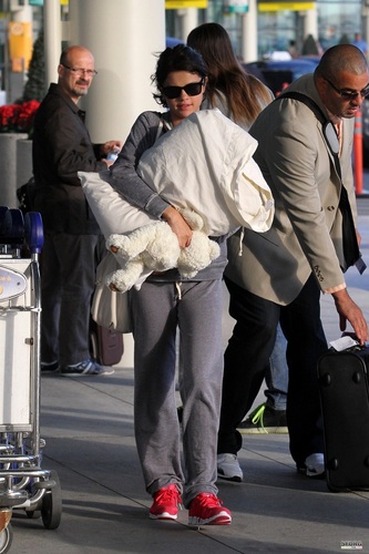  Selena - Departing from Toronto's airport - June 20, 2011