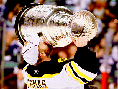  Tim Thomas and the Stanley Cup - 2011