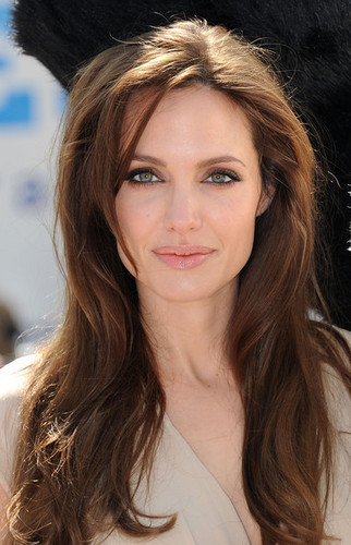  Angelina Jolie <3