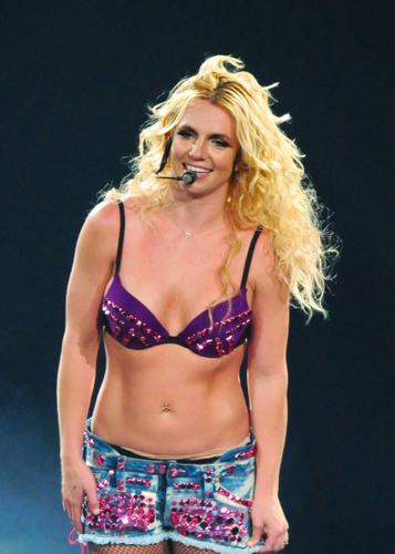  Britney Spears - 'Femme Fatale' Tour - Anaheim 24 06 2011