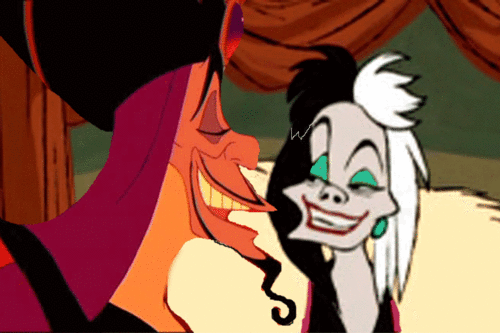  Cruella & Jafar