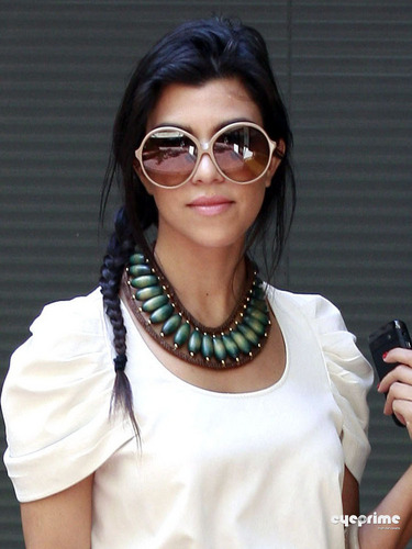  Kourtney Kardashian seen out and about in Beverly Hills, June 22