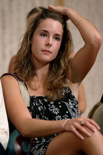  Alize Cornet is Beautiful & Barely Trying