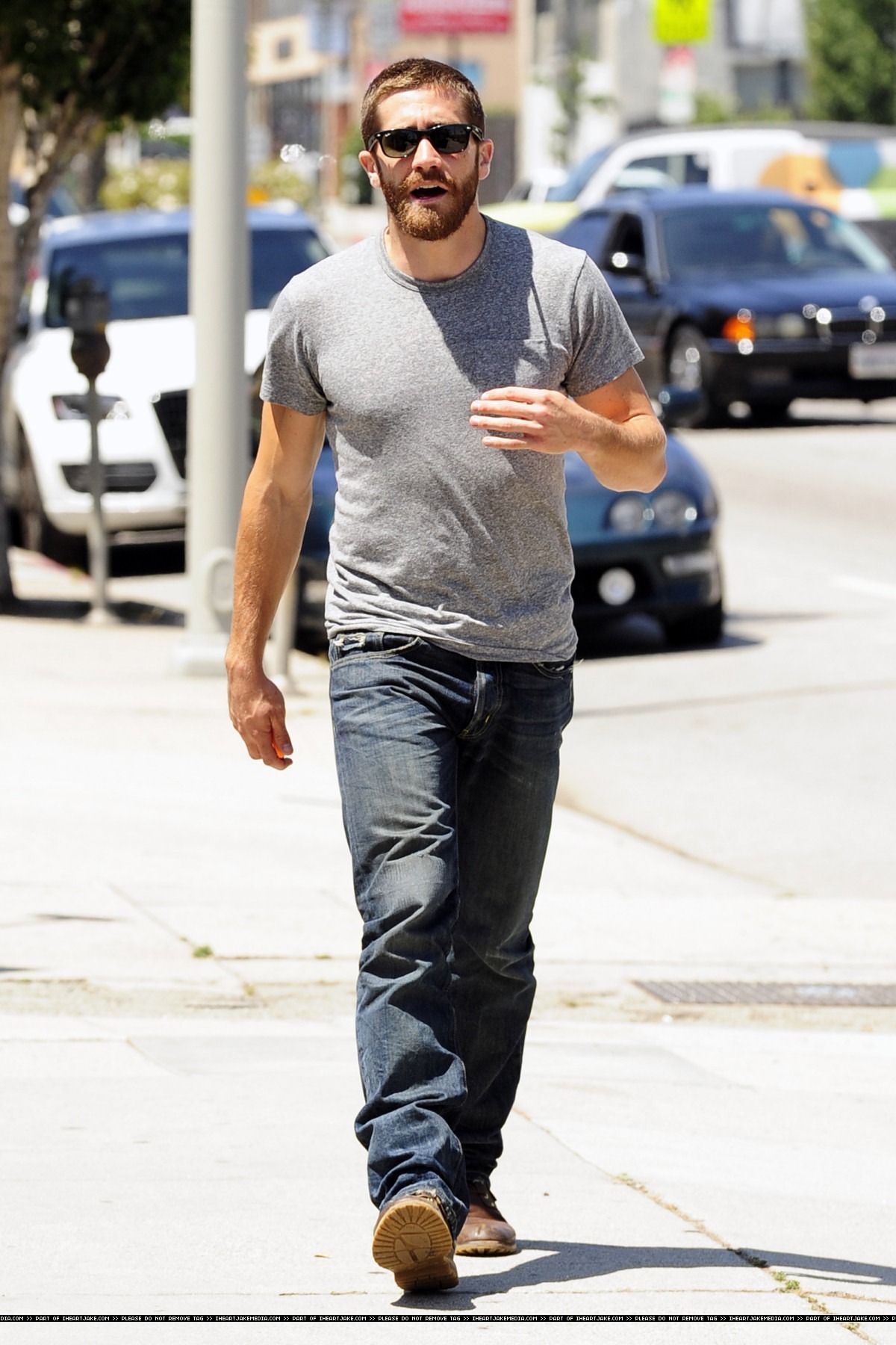 jake gyllenhaal leaving the ammo cafe in los angeles