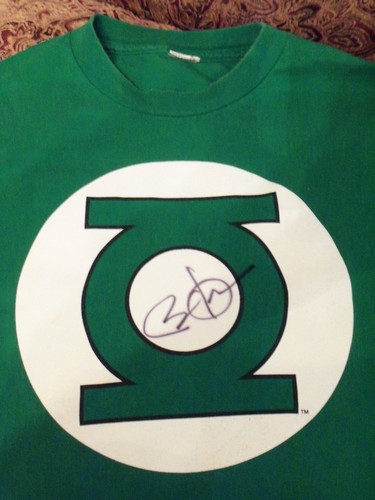 Obama Signed Green Lantern Shirt