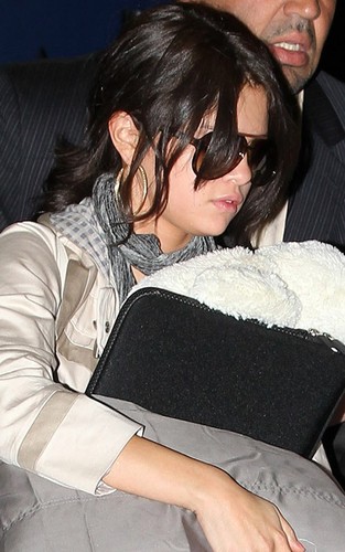  Selena - Arriving In New York City - June 28, 2011
