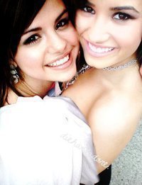  Selena Gomez and Demi Lovato BEST vrienden 4EVER <3