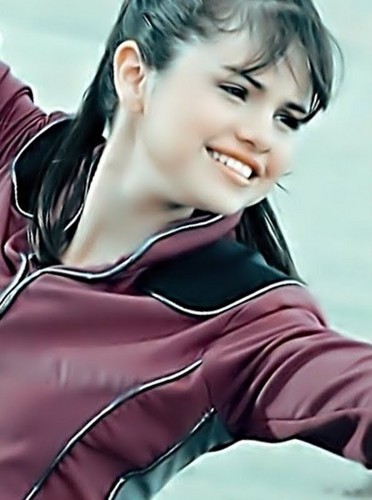  Smiley Selly! i Amore her <3