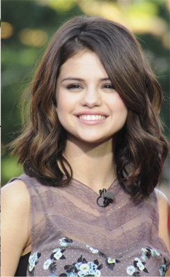 Smiley Selly! i love her <3