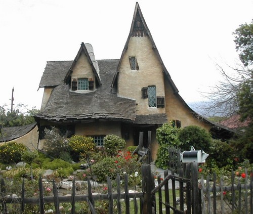 The Witch's House