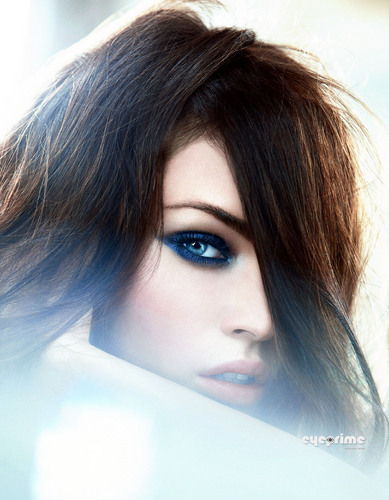  Megan लोमड़ी, फॉक्स in the new Giorgio Armani Summer 2011 Beauty Campaign