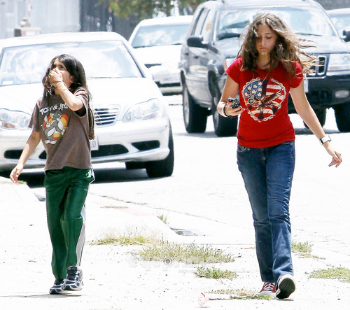  HQ-Prince, Paris and Blanket 6/29/2011