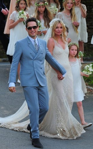  Kate Moss and Jamie Hince on their wedding দিন (July 1)