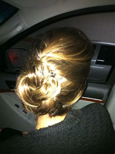  New photo! Carol's hair :) she tweeted: Here's what my hairstylist did for me today!!!.