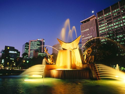  Victoria Square 噴水 - Adelaide