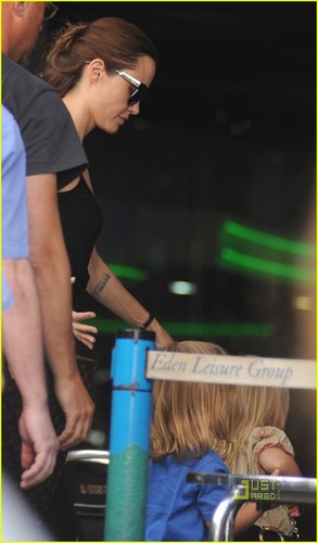  Angelina Jolie Takes Her Little Ones Bowling