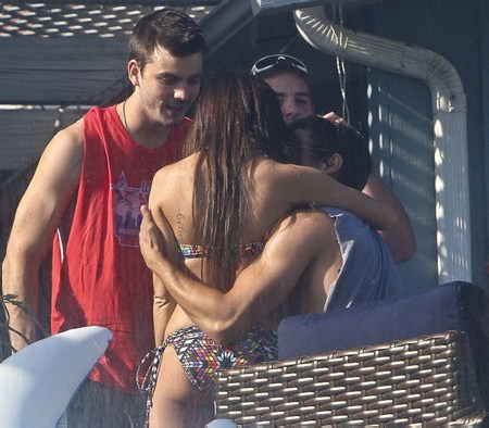  Ashley - Celebrating her 26th birthday in Malibu with Zac Efron and Những người bạn - July 02, 2011