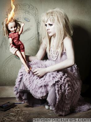  Avril Lovely Lavigne